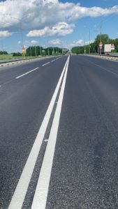 Нанесение горизонтальной линейной разметки термопластиком